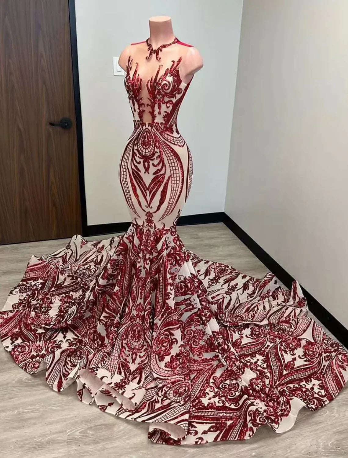 Mermaid / Trumpet Evening Gown Elegant Dress Formal Court Train Sleeveless Illusion Neck Sequined with Sequin
