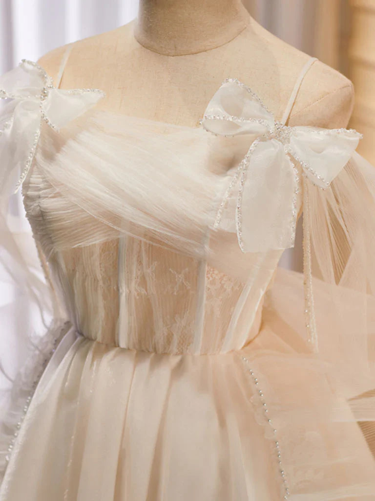 A-Line Tulle Light Champagne Short Homecoming Dresses