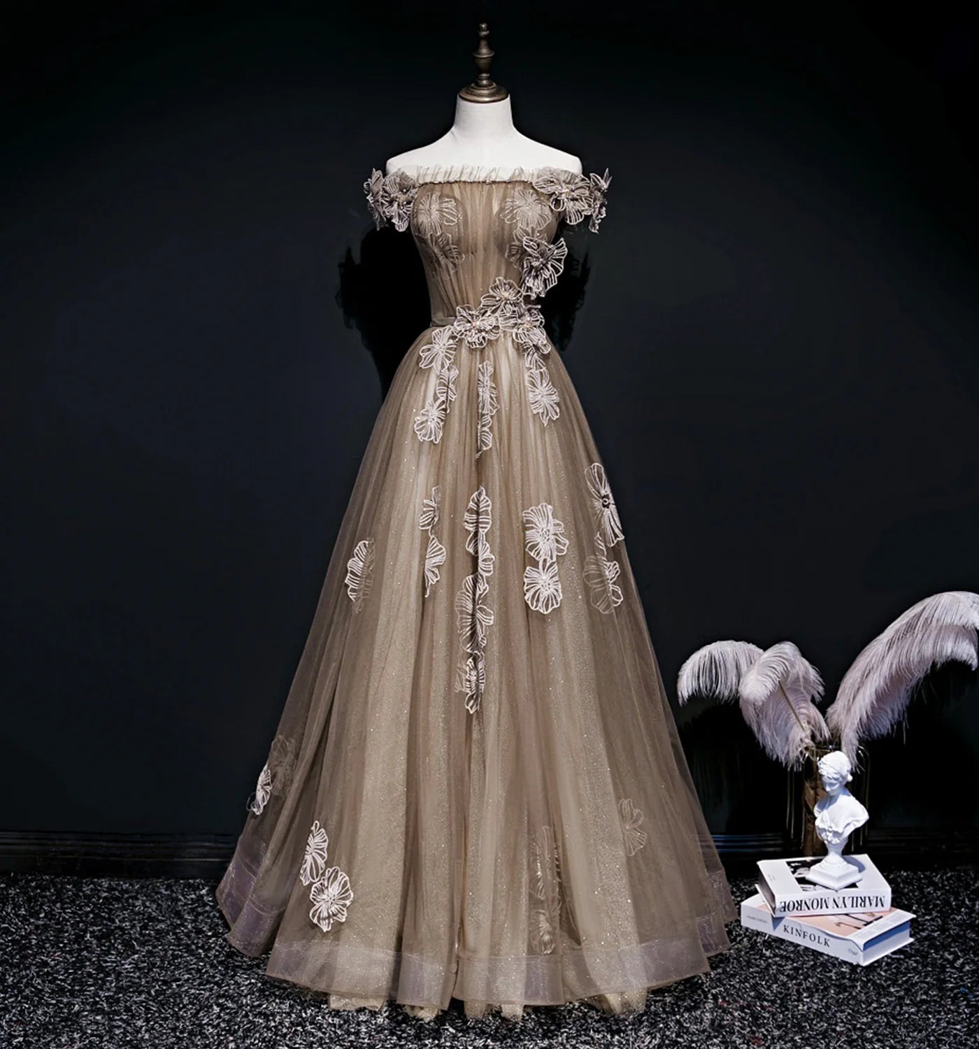 A Line Off-the-Shoulder Applique Tulle Long Prom Dress Evening Dress
