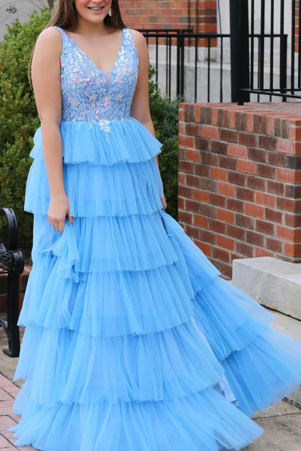 A Line V-Neck Appliques Tiered Tulle Blue Floor Length Prom Dress With Slit