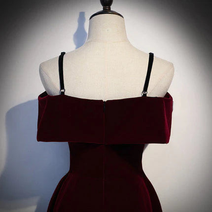 A line Spaghetti Straps Velvet Burgundy Midi Bridesmaid Dress For Ladies