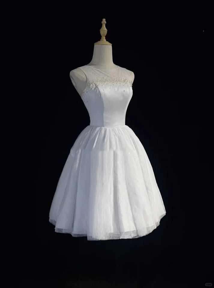 Beautiful A-line Round Neck Beaded Backless Tulle White Short Party Dress
