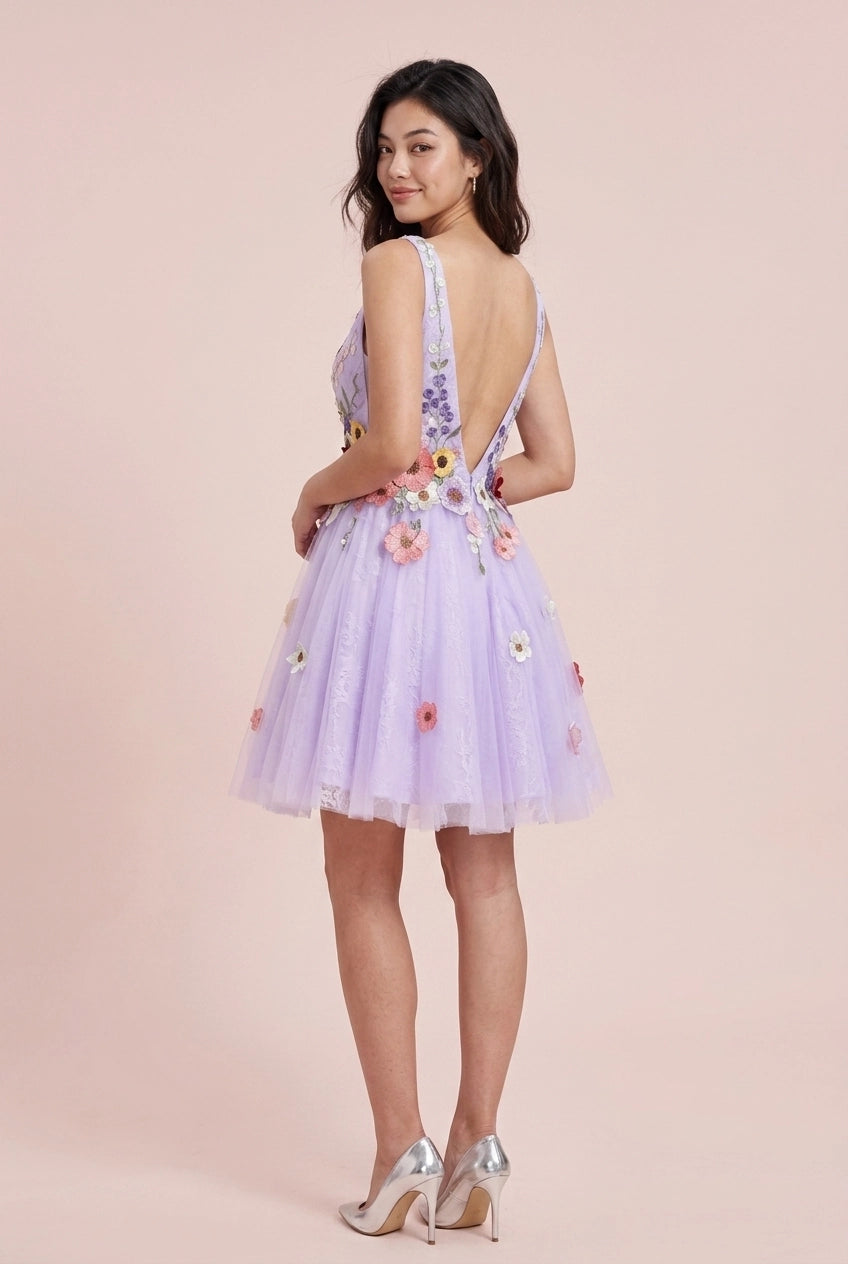 Beautiful A-Line V-Neck Floral Applique Open Back Lavender Short Homecoming Dresses