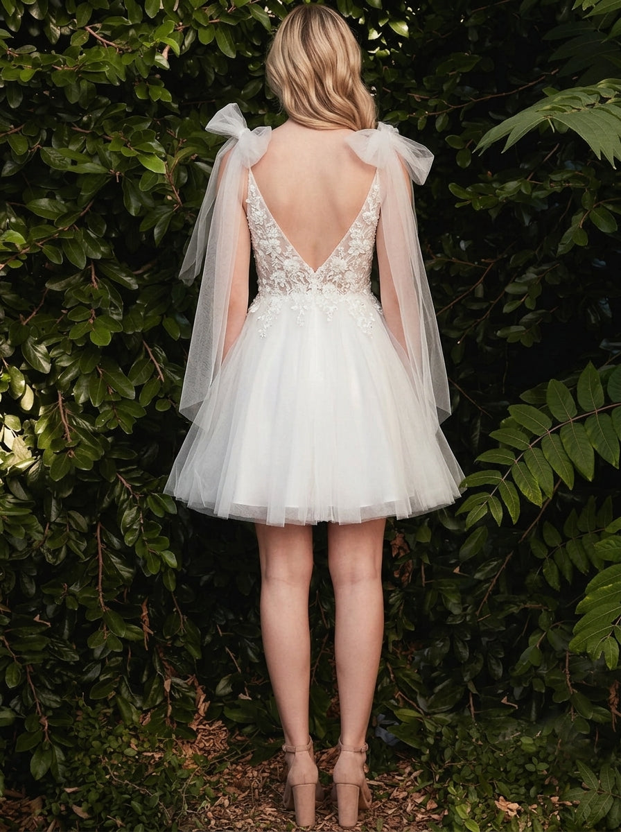 Beautiful A-Line V-Neck Tie-Strap Beaded Illusion Tulle Bow White Short Homecoming Dresses