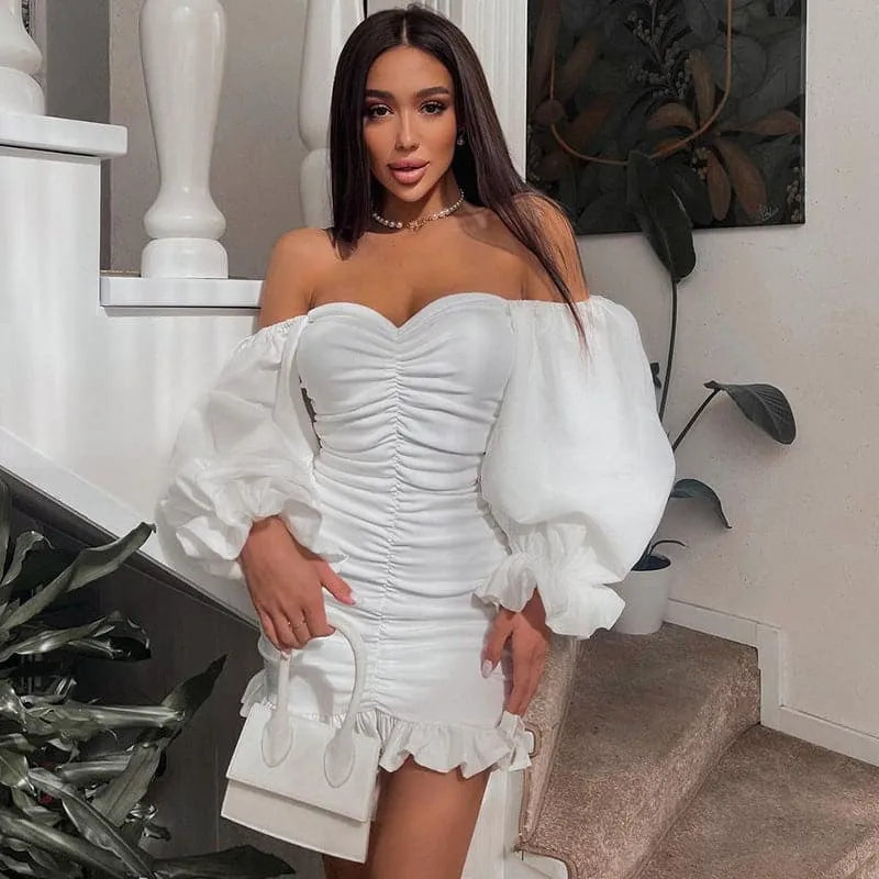 Bodycon Sweetheart Puff Sleeve Ruched White Short Homecoming Dress With Ruffle Hem