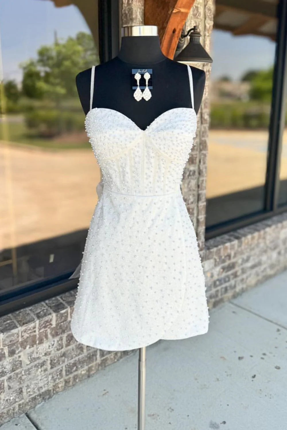 Bodycon Spaghetti Straps Corset White Short Homecoming Dress With Pearls