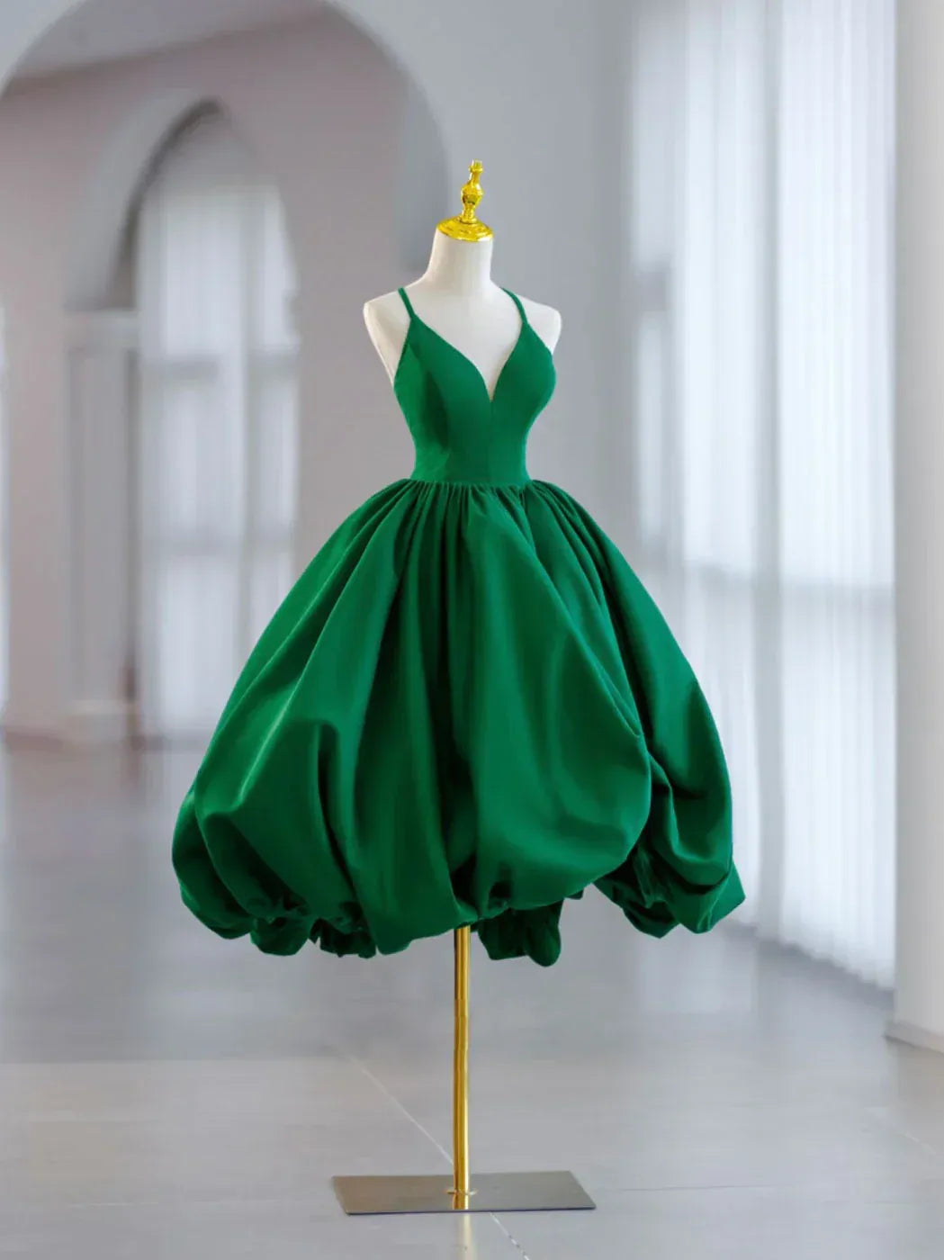 Bold Ball Gown V-Neck Sleeveless Ruched Emerald Green Maxi Prom Dress for Women Ready to Ship