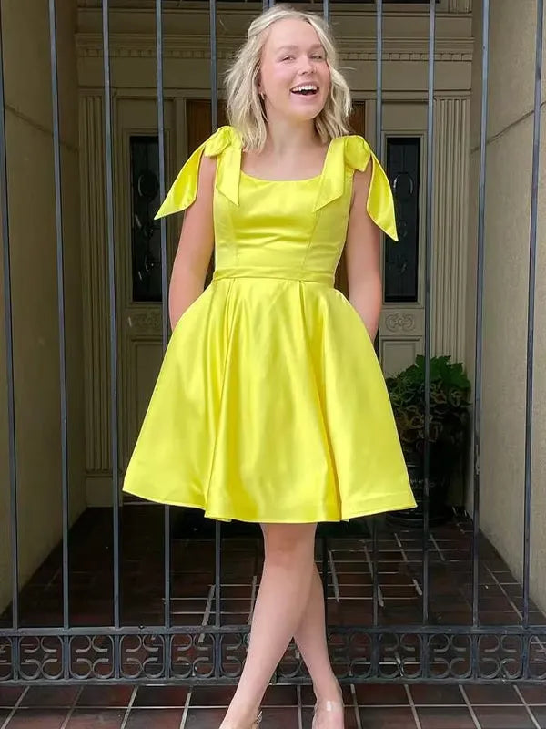 Bright A-Line Square Neck Bow Strap Yellow Short Homecoming Dress With Pockets