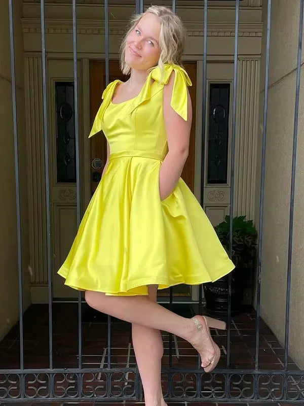 Bright A-Line Square Neck Bow Strap Yellow Short Homecoming Dress With Pockets