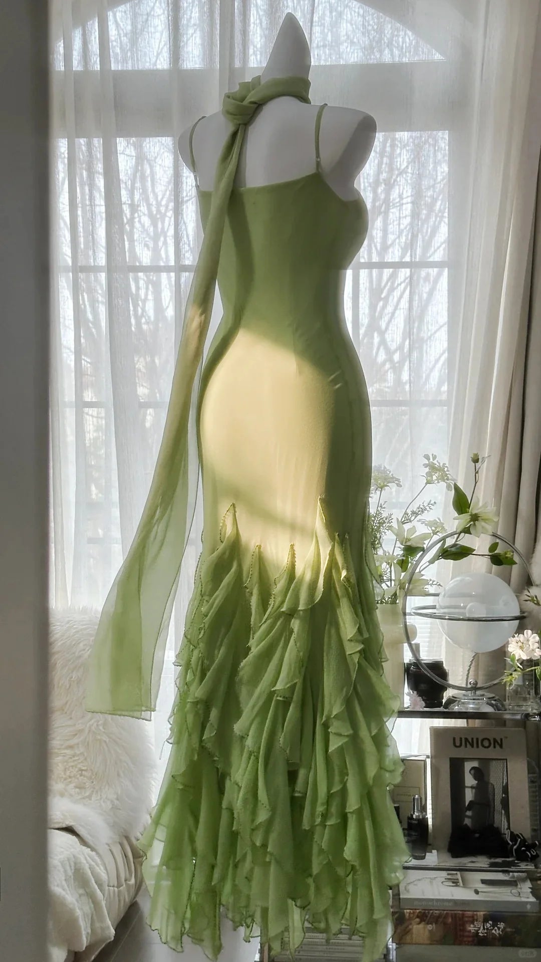Casual Sheath Cowl Neck Sleeveless Green Prom Dress With Ruffle Hem