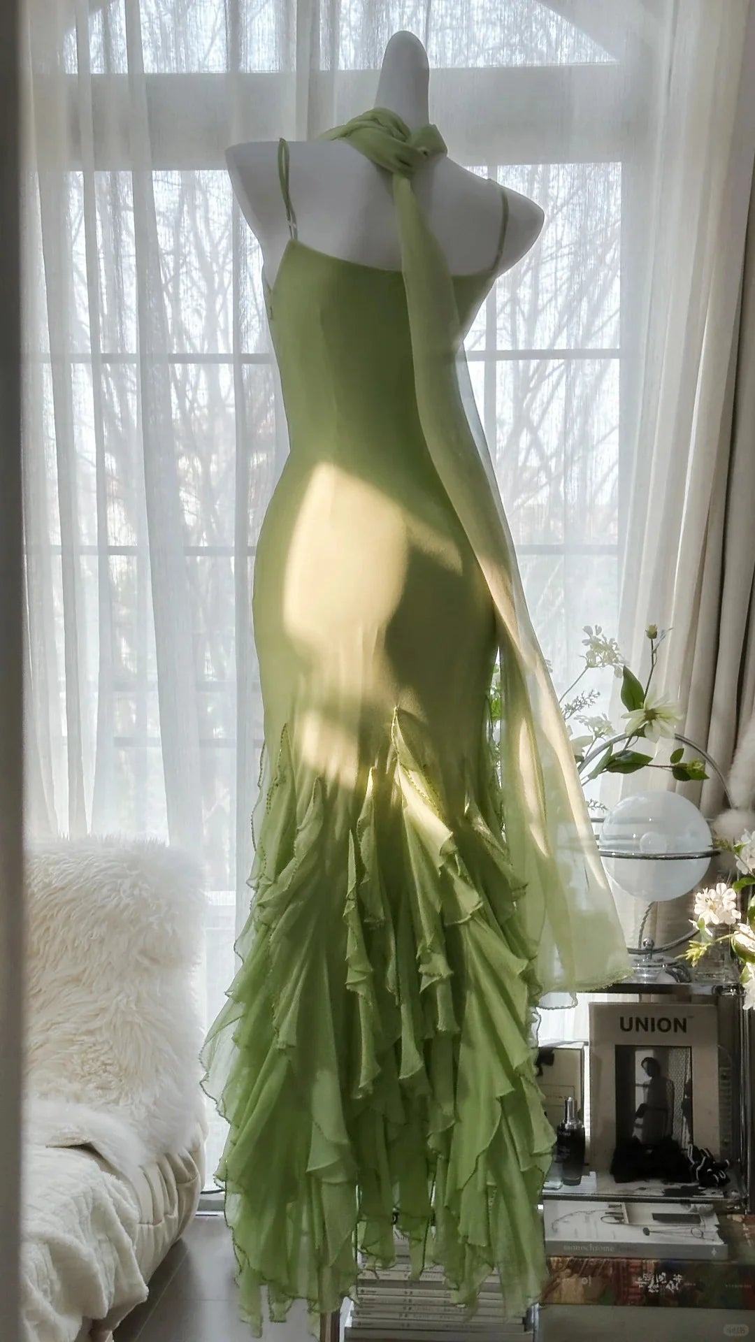 Casual Sheath Cowl Neck Sleeveless Green Prom Dress With Ruffle Hem