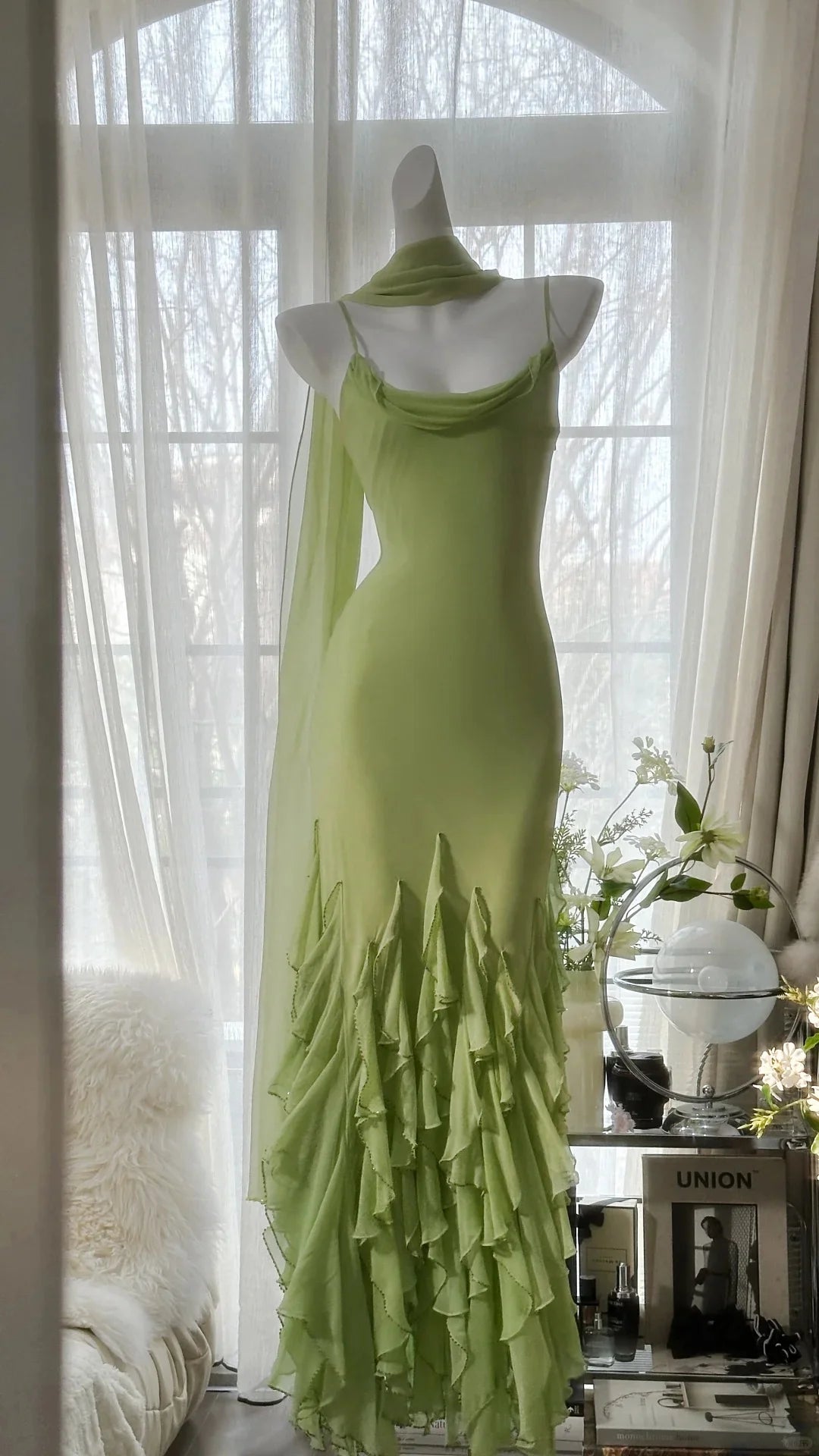 Casual Sheath Cowl Neck Sleeveless Green Prom Dress With Ruffle Hem