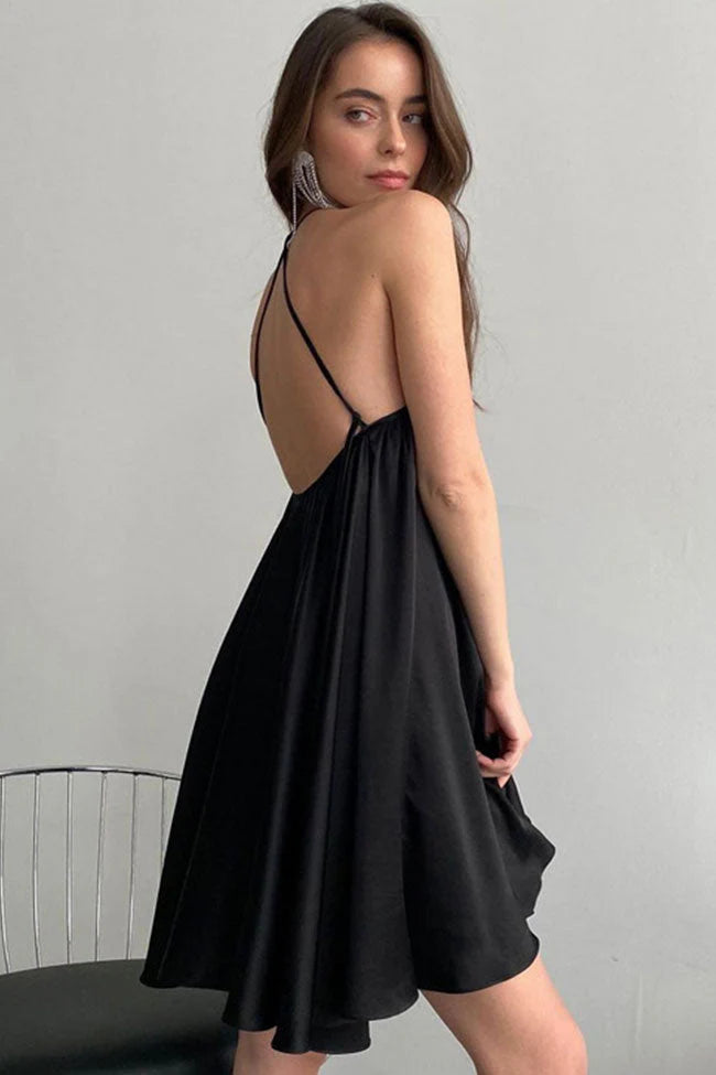 Casual A-Line Halter Backless Pleated Black Mini Homecoming Dress For Ladies