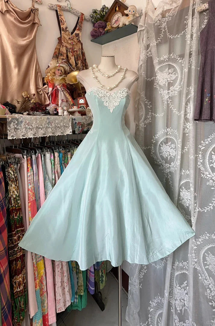 Charming A-line Strapless Lace Applique Mint Green Short Party Dress
