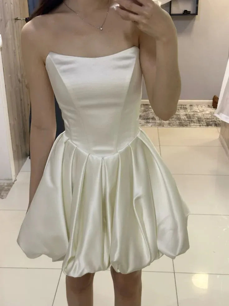 Charming A-line Strapless Sleeveless Bubble Hem Ivory Mini Homecoming Dress For Women Ready To Ship