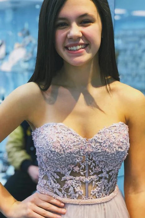 Charming A-line Sweetheart Applique Tulle Purple Floor Length Prom Dress
