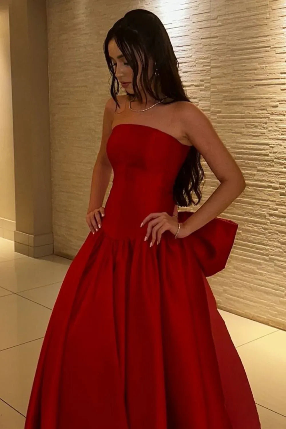 Charming Ballgown Strapless Sleeveless Bow-Accent Satin Red Floor-Length Evening Dress For Women