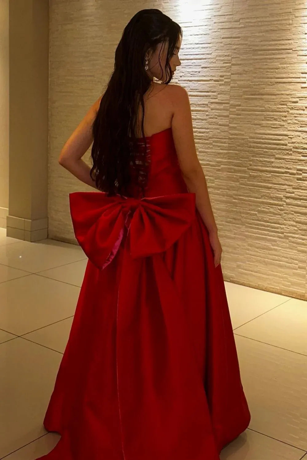 Charming Ballgown Strapless Sleeveless Bow-Accent Satin Red Floor-Length Evening Dress For Women