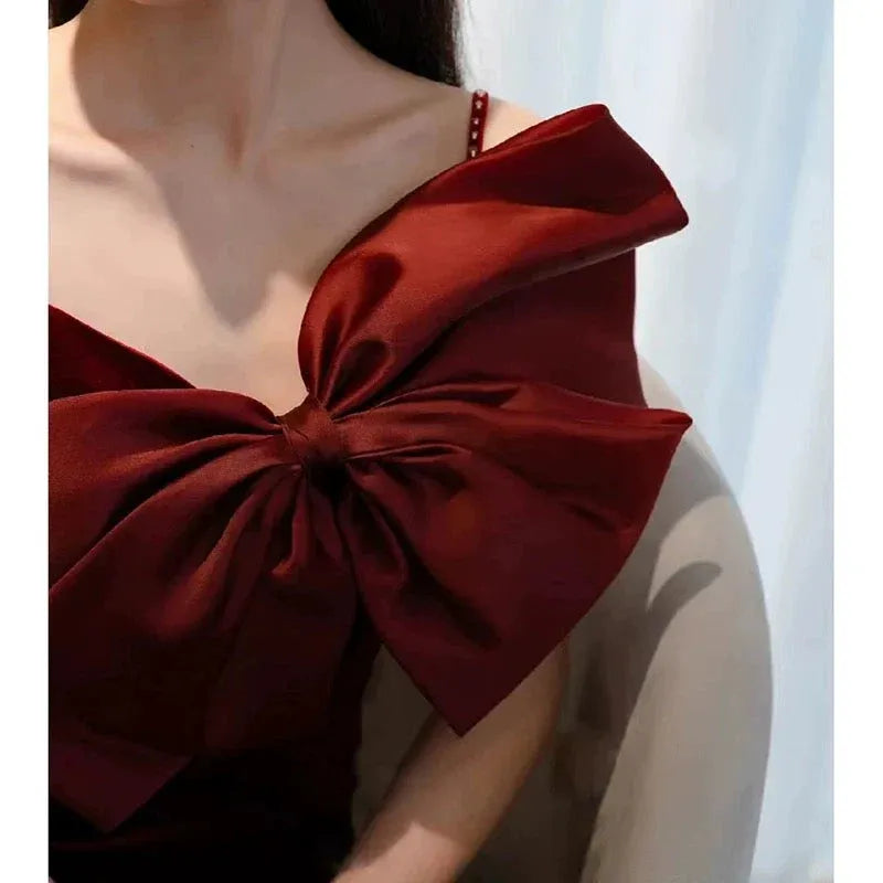 Charming Mermaid V-Neck Sleeveless Bow-Accented Burgundy Maxi Prom Dress for Women Custom