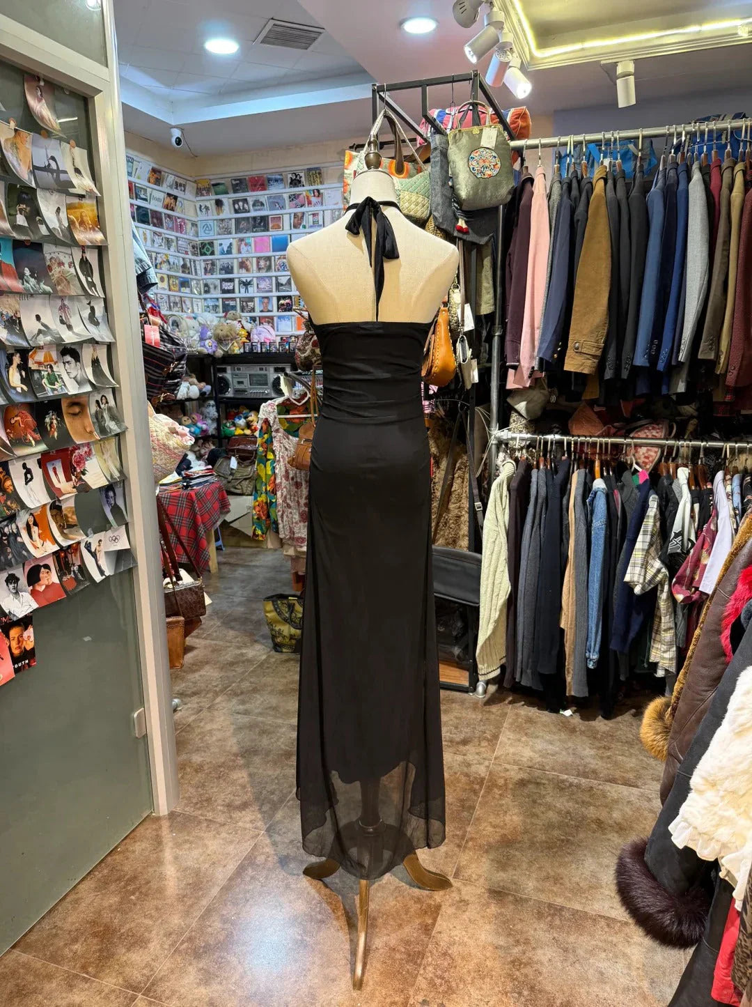 Charming Sheath/Column Halter Neck Sleeveless Chiffon Floor-Length Prom Dress