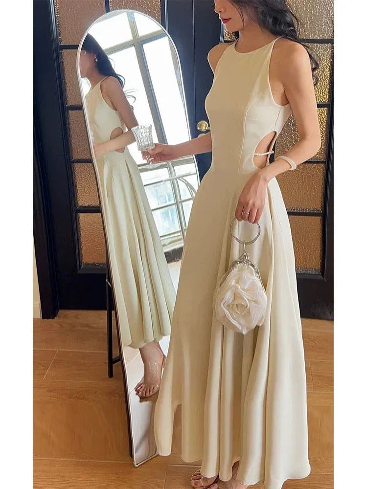 Chic A-Line Halter-Neck Sleeveless Cutout Fabric Ivory Floor-Length Evening Dress for Women