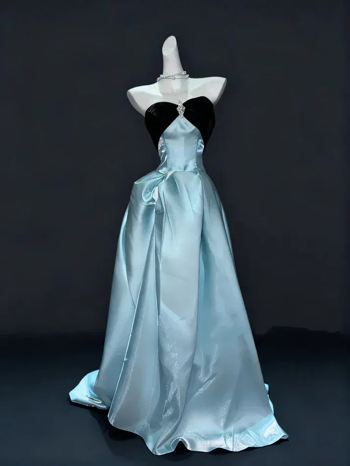 Chic A-Line Sweetheart Neck Sleeveless Two-Tone Ice Blue Maxi Prom Dress for Women Ready to Ship