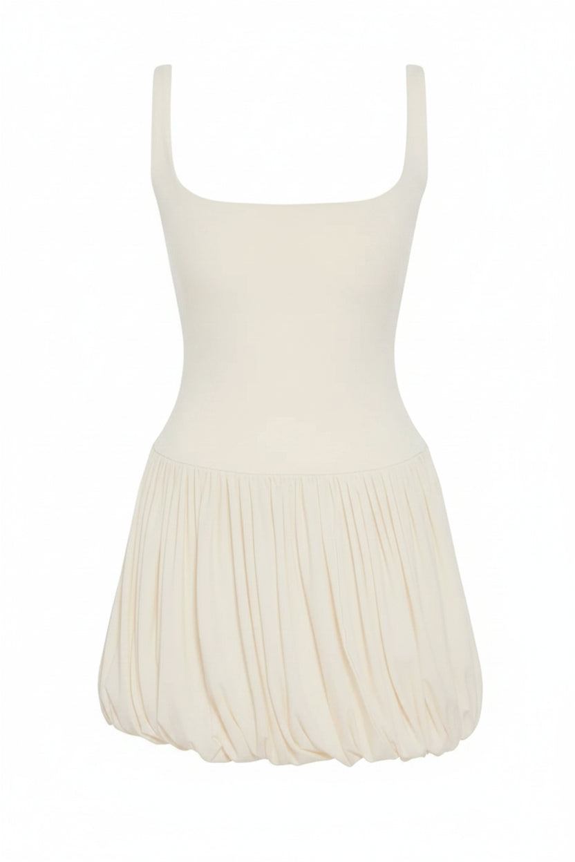 Chic A-Line Sweetheart Pleated White Short Homecoming Dress With Bubble Hem