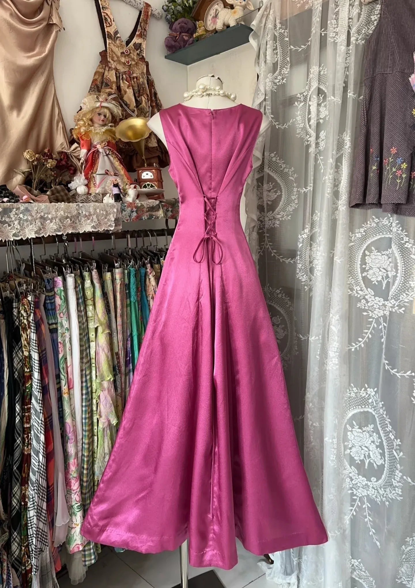 Chic A-line Crew-Neck Sleeveless Lace-Up Fuchsia Maxi Prom Dress for Women Custom