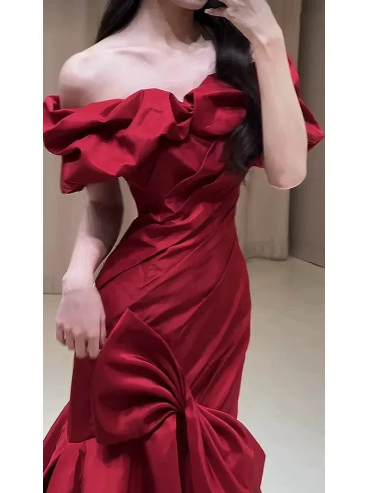Chic Mermaid Off-the-Shoulder Sleeveless Bow Red Train Prom Dress for Women Custom
