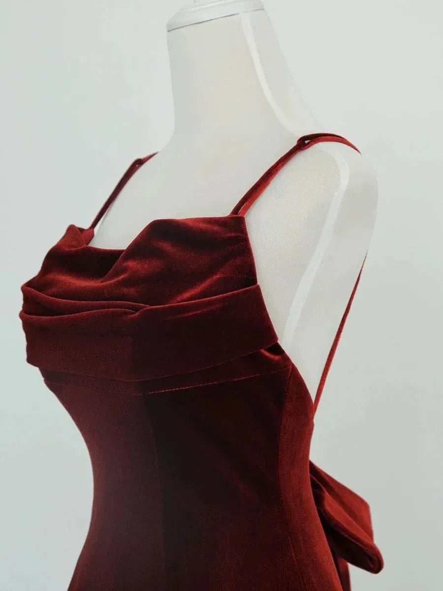 Chic Mermaid Square-Neck Sleeveless Bow-Detail Velvet Burgundy Floor-Length Prom Dress for Women