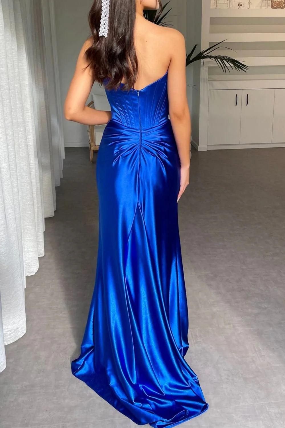 Chic Sheath Strapless Corset Royal Blue Prom Dress With Split