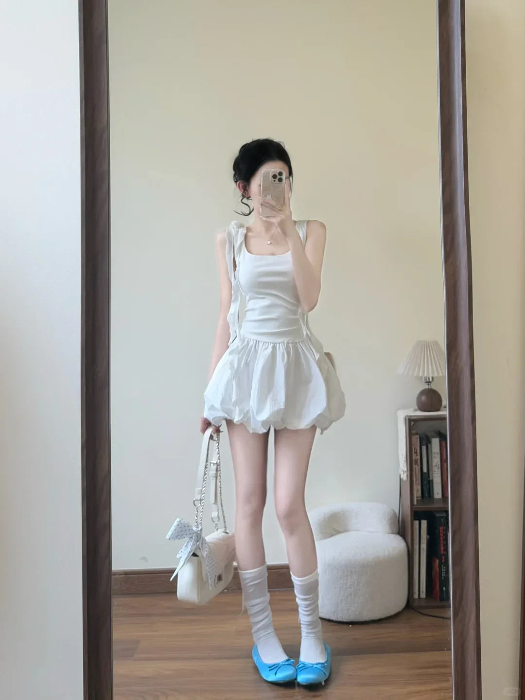 Chic A-Line Square Neck Ruffled White Mini Homecoming Dress With Bubble Hem