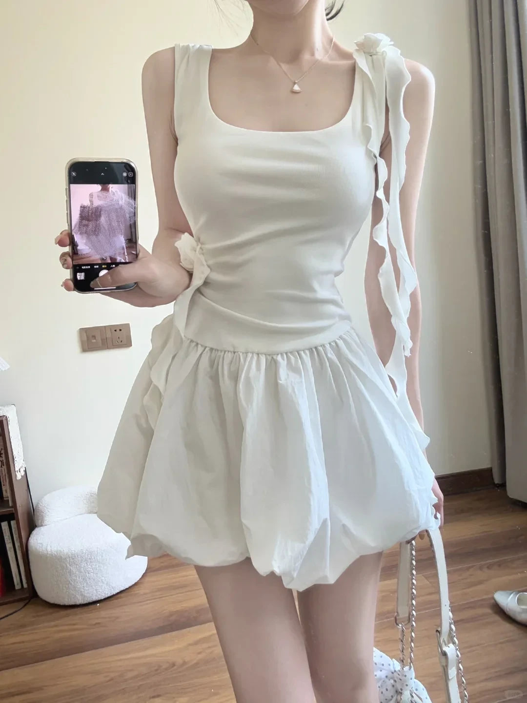 Chic A-Line Square Neck Ruffled White Mini Homecoming Dress With Bubble Hem
