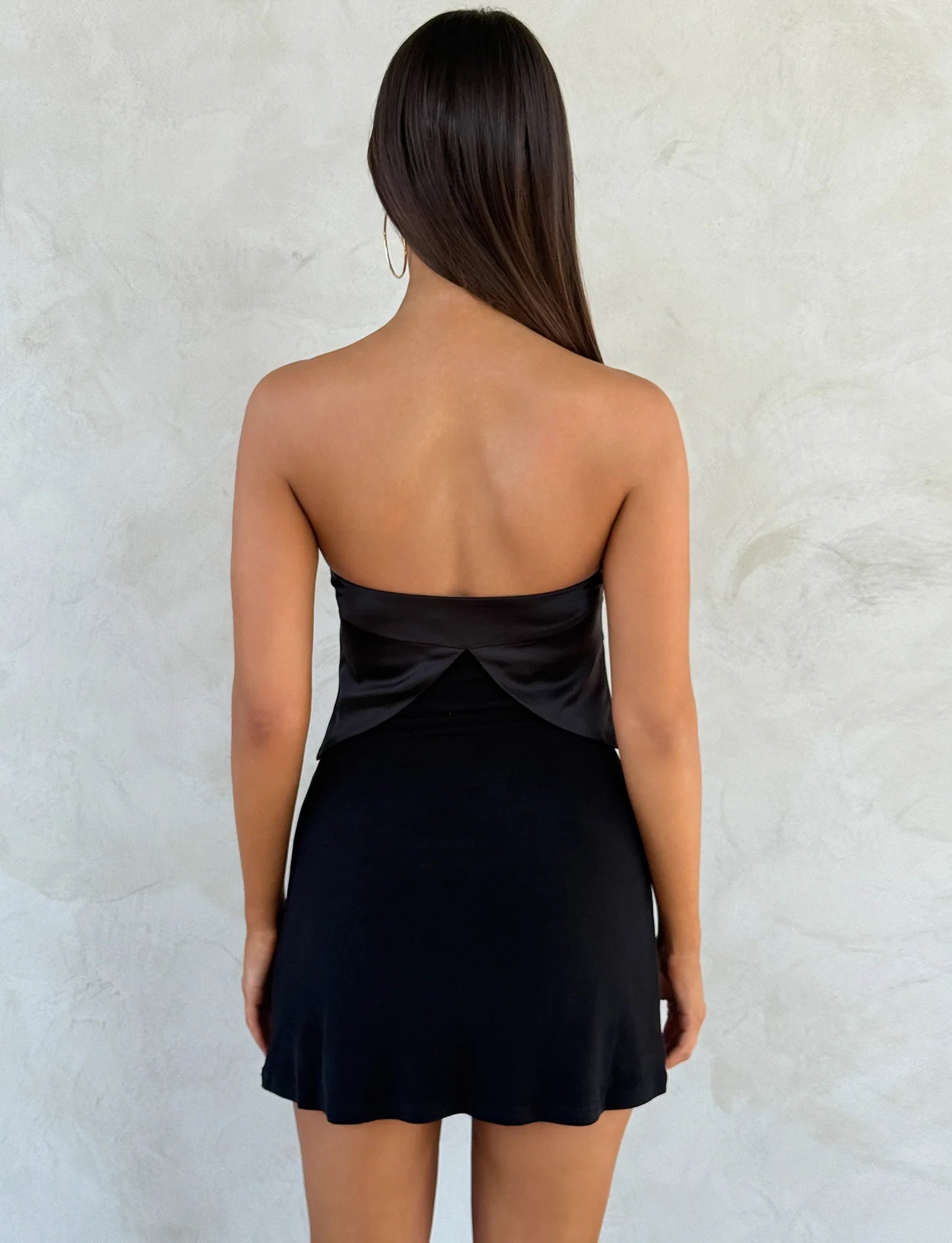 Chic A-Line Strapless Bow-Front Mini Black Homecoming Dress Ready To Ship