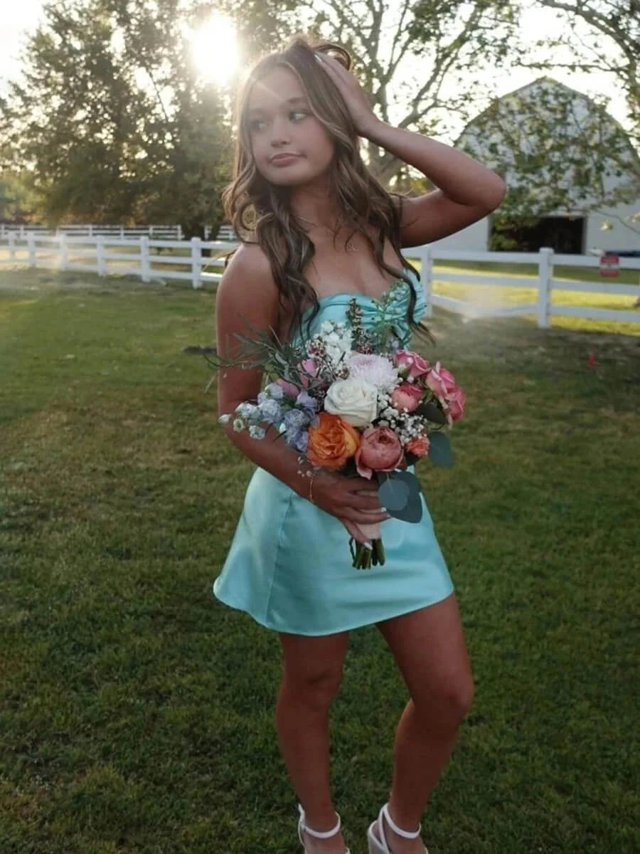 Chic A-Line Sweetheart Twist Front Open Back Aqua Short Homecoming Dresses
