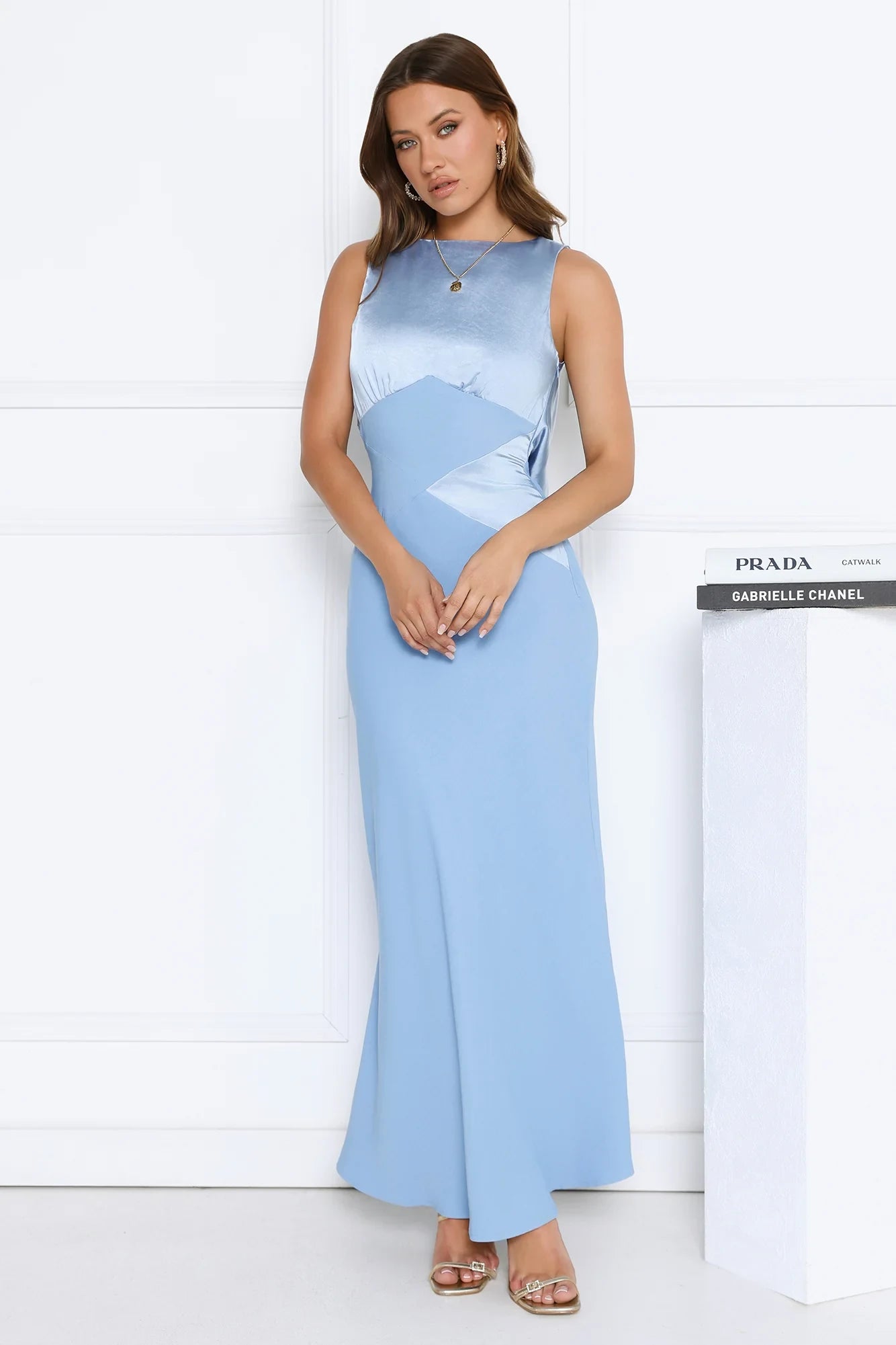 Chic Sheath Round Neck Sleek Backless Satin Sky Blue Floor-Length Prom Dress