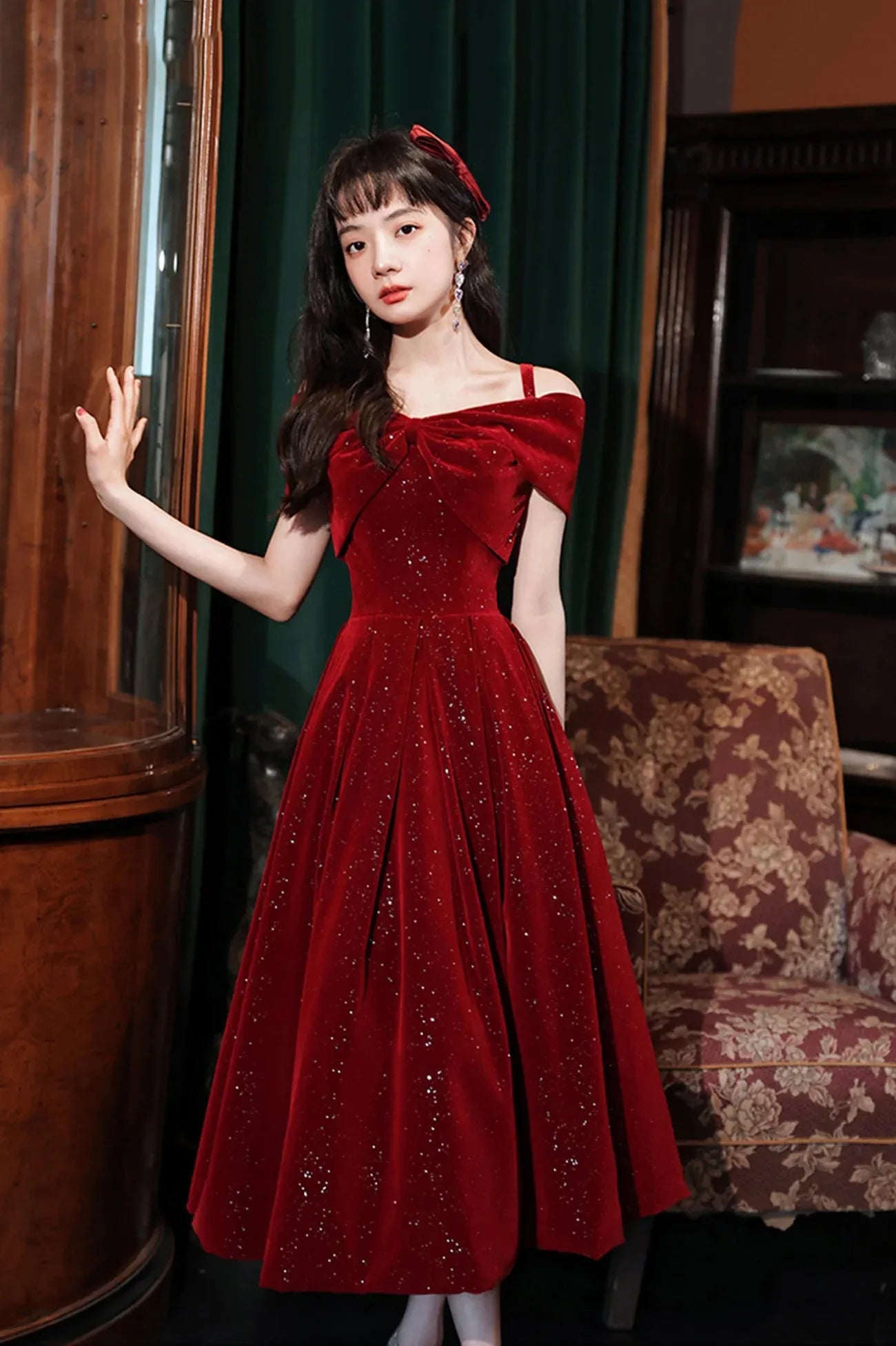 Cute A-Line Spaghetti Straps Sleeveless Lace Up Tea-Length Prom Dress