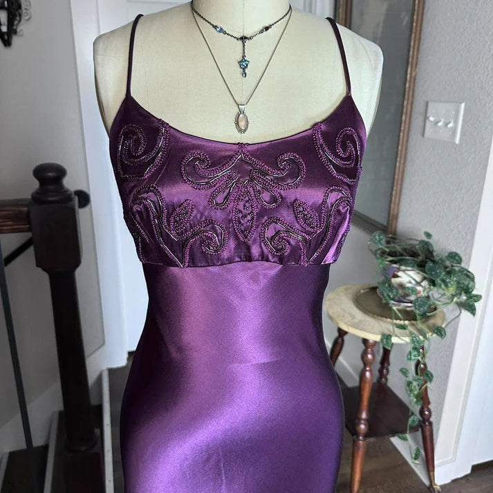 Delicate Sheath Spaghetti Straps Beaded Satin Purple Long Party Dress