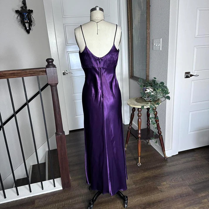 Delicate Sheath Spaghetti Straps Beaded Satin Purple Long Party Dress
