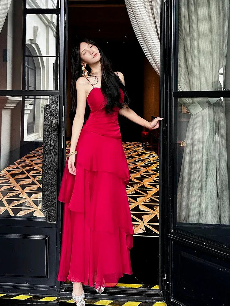 Dramatic A-line Sweetheart-Strap Sleeveless Tiered Red Maxi Prom Dress for Women Custom