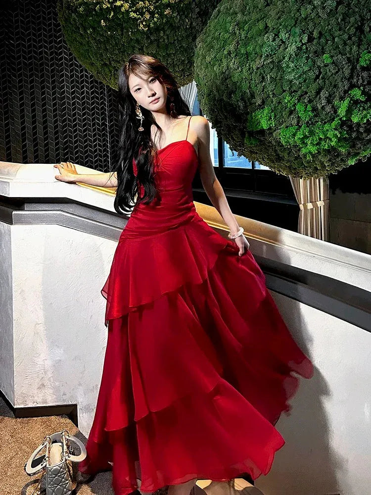 Dramatic A-line Sweetheart-Strap Sleeveless Tiered Red Maxi Prom Dress for Women Custom