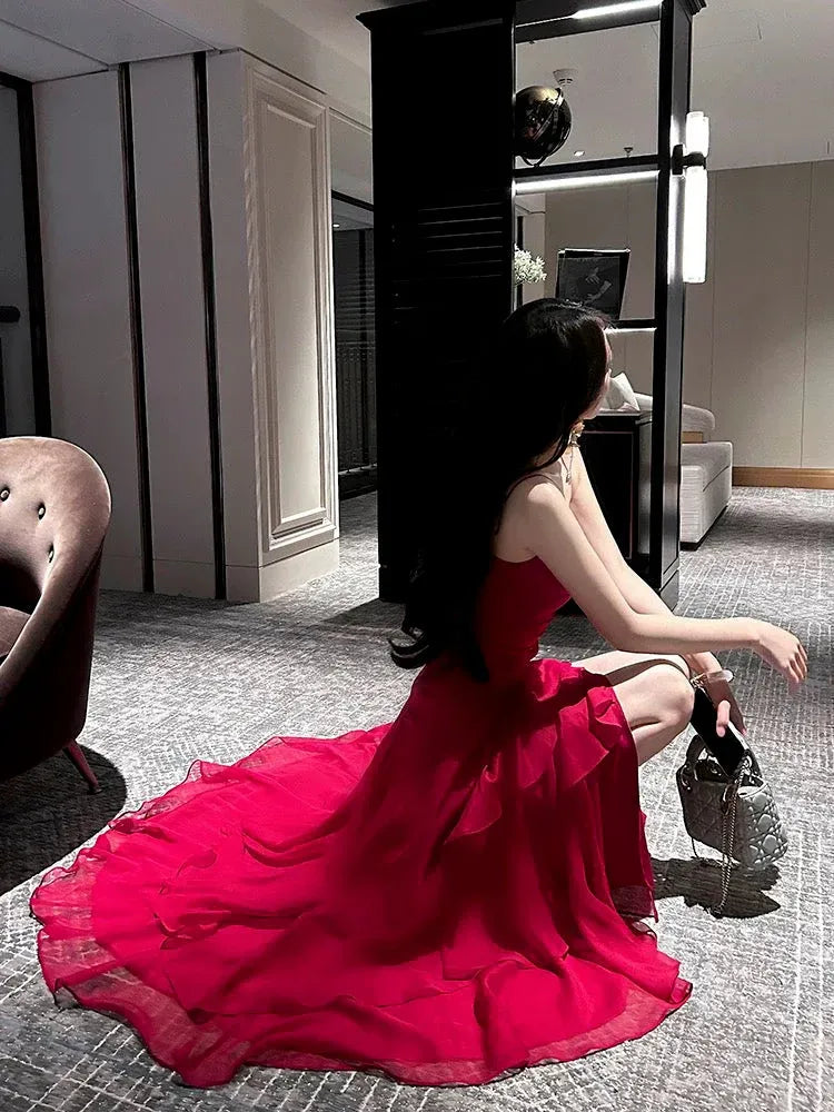 Dramatic A-line Sweetheart-Strap Sleeveless Tiered Red Maxi Prom Dress for Women Custom