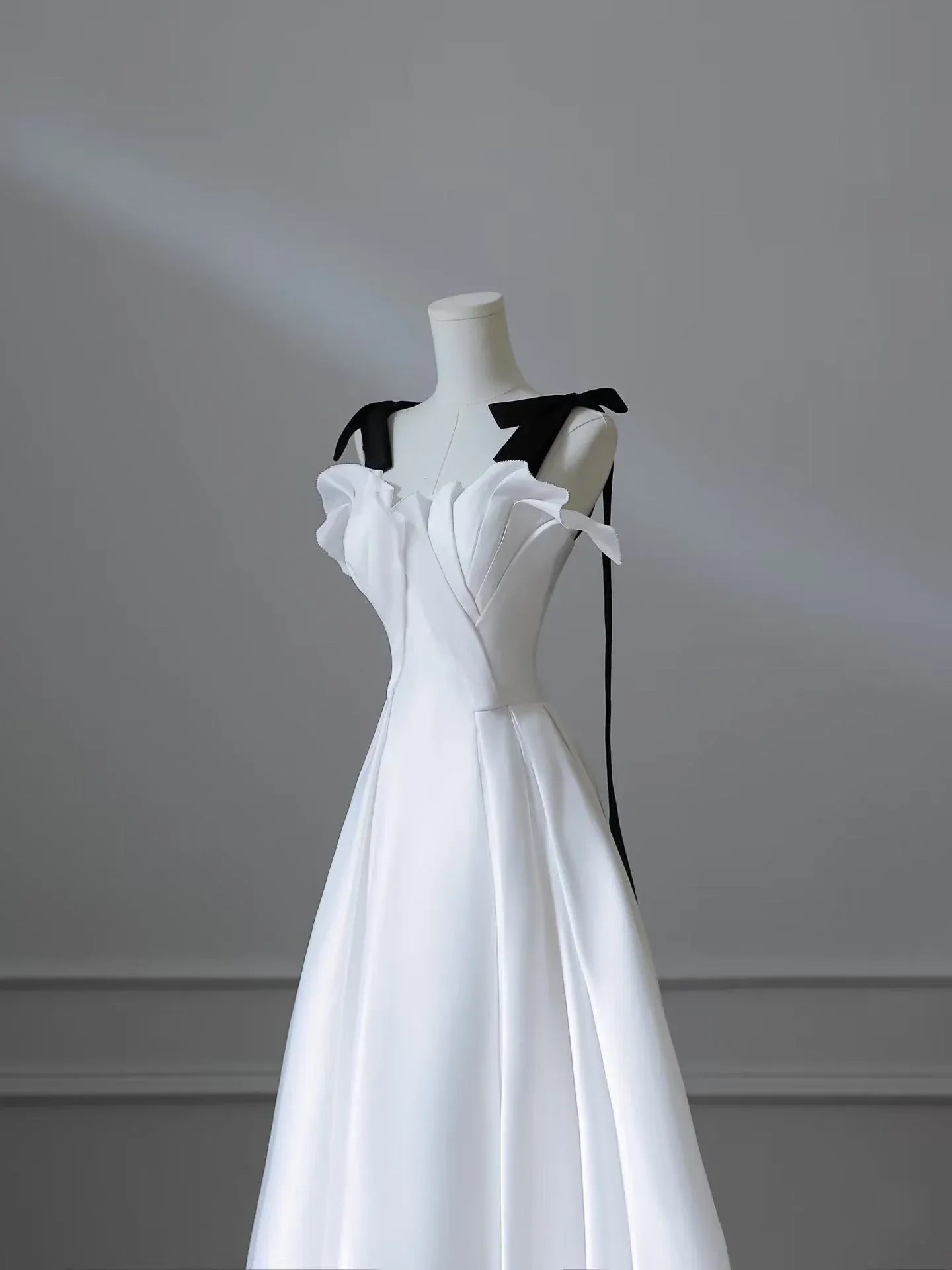 Dramatic Ballgown Off-Shoulder Contrast-Strap Satin White Floor-Length Evening Dress for Women