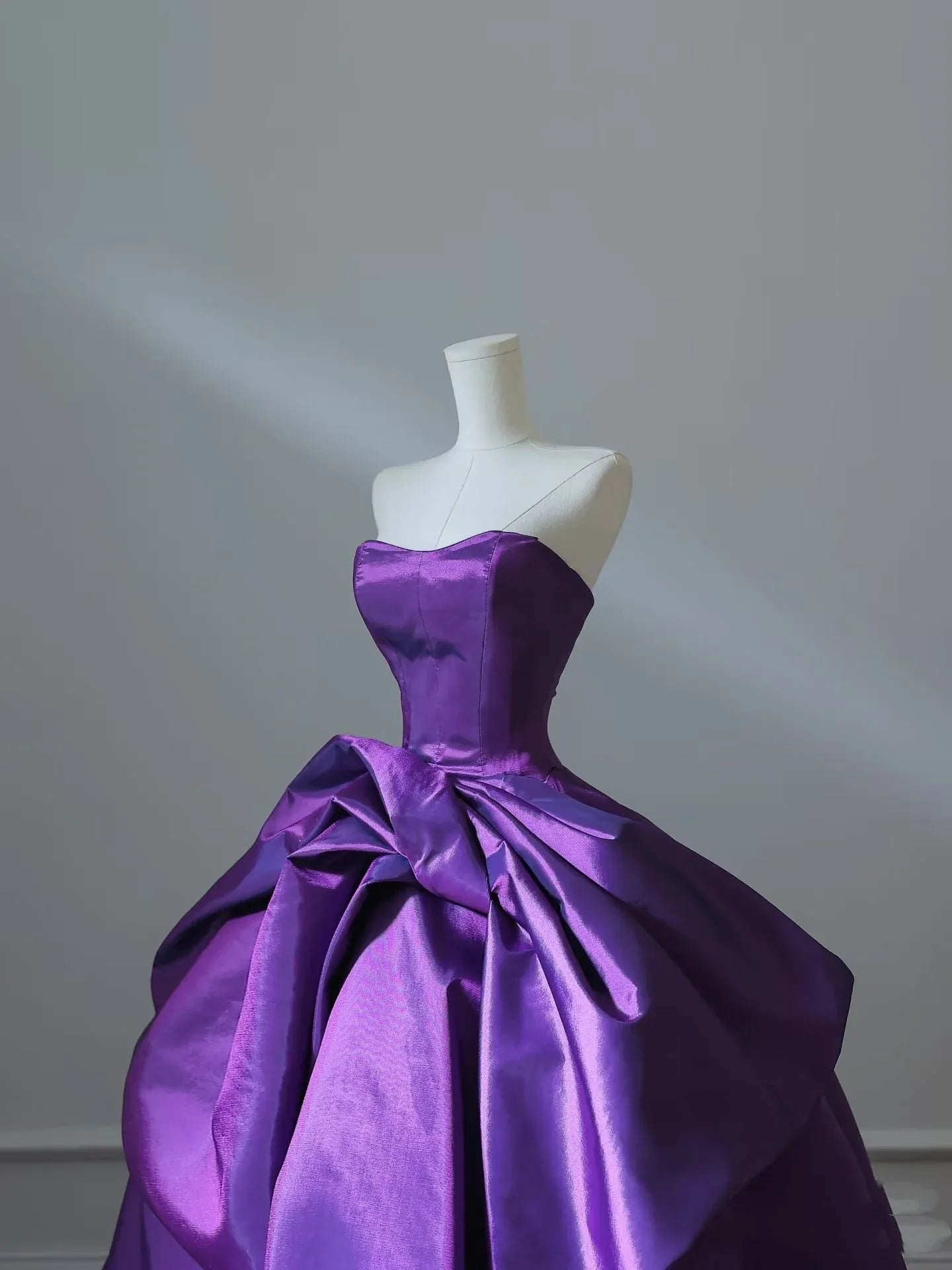 Dramatic Ballgown Strapless Sleeveless Bow-Accented Purple Maxi Prom Dress for Women