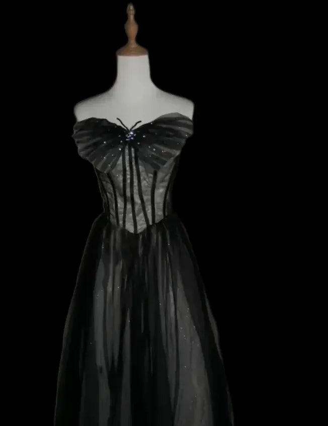 Dramatic Ballgown Sweetheart-Strap Sleeveless Embellished Black Maxi Prom Dress for Women Custom