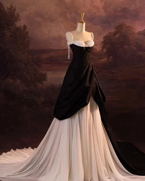 Dramatic Ballgown Sweetheart Sleeveless Two-Tone Black-White Long Prom Dress for Women For Sale