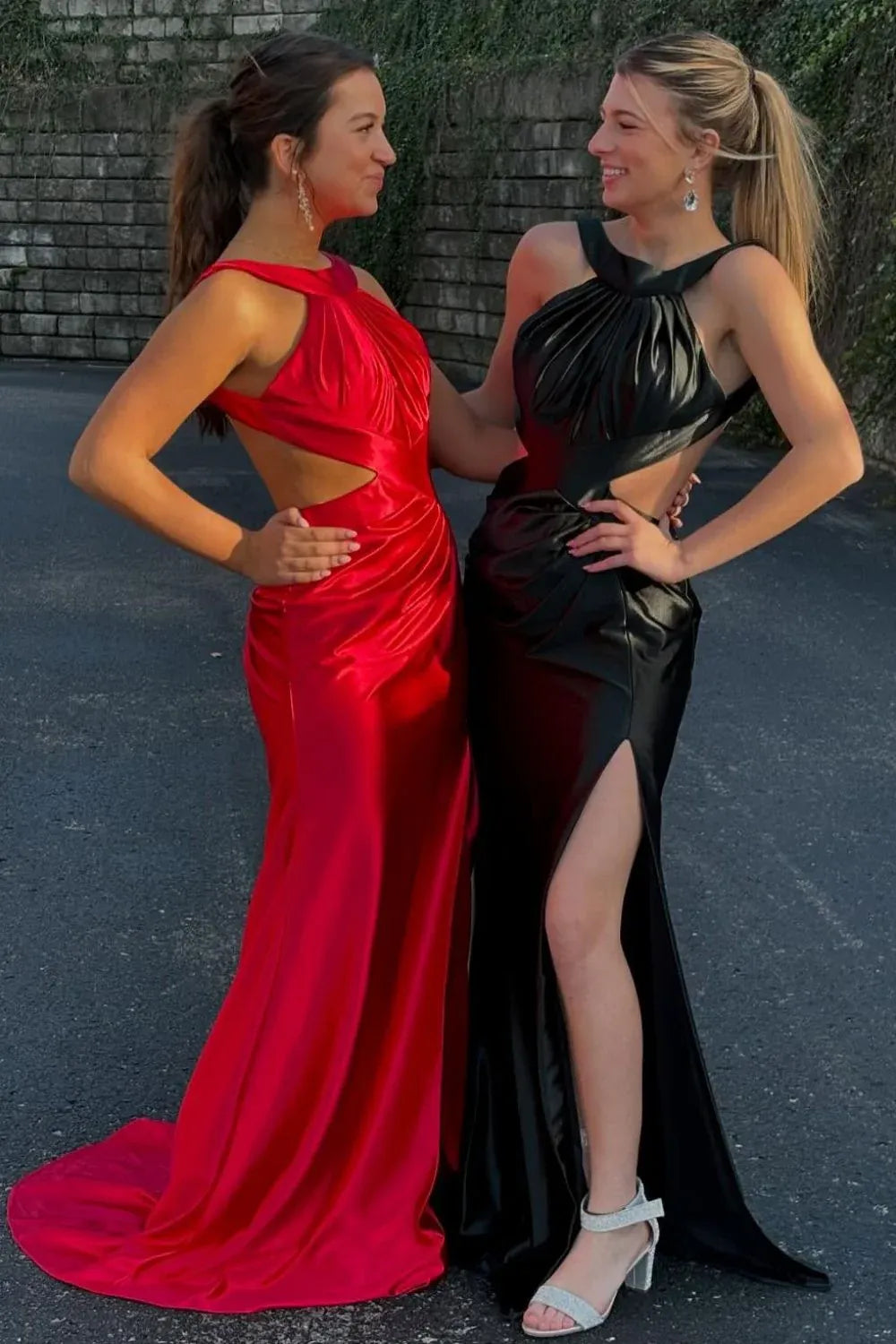 Dramatic Mermaid Halter Sleeveless Cutout Satin Red Floor-Length Evening Dress For Women
