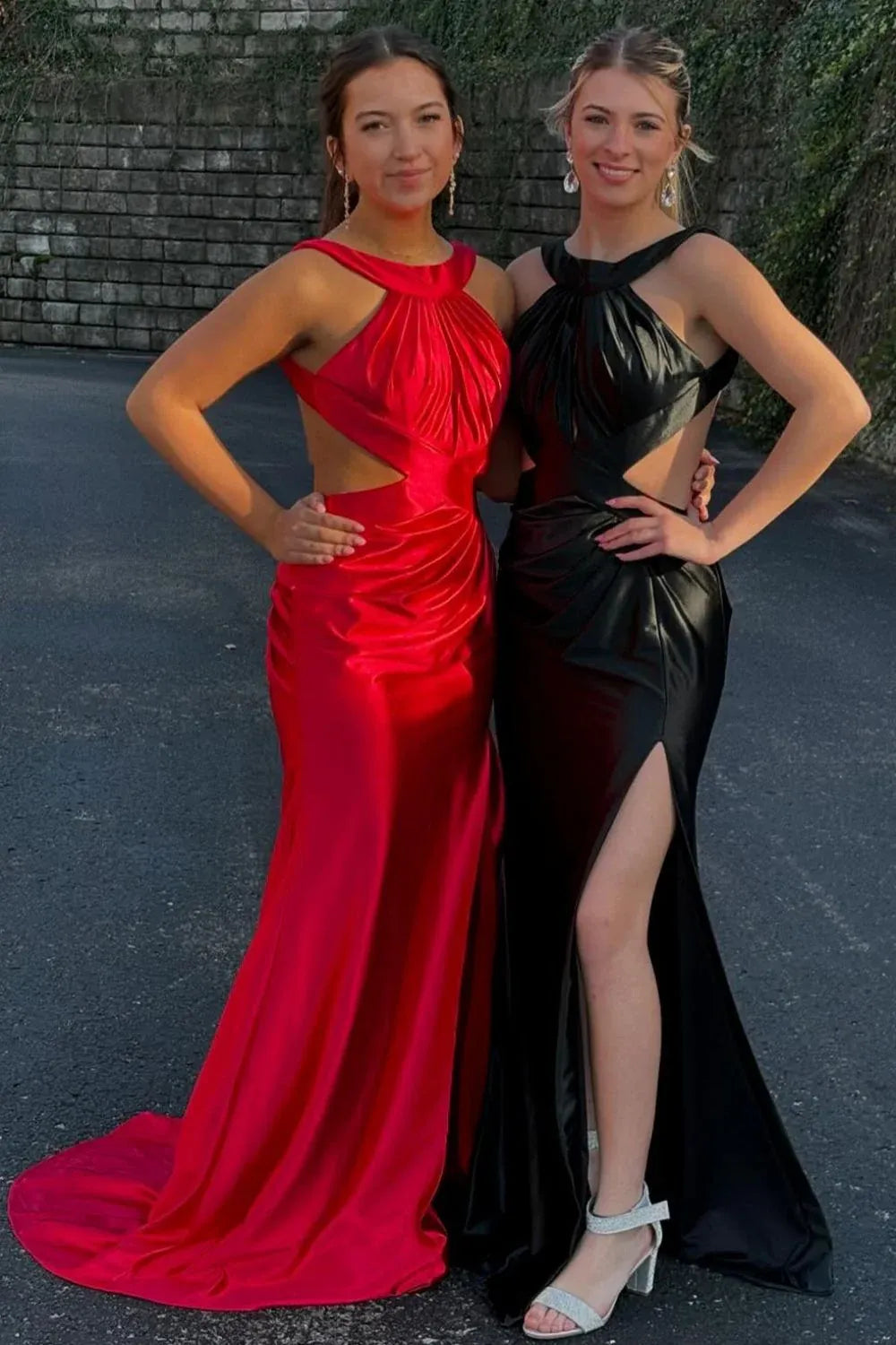 Dramatic Mermaid Halter Sleeveless Cutout Satin Red Floor-Length Evening Dress For Women