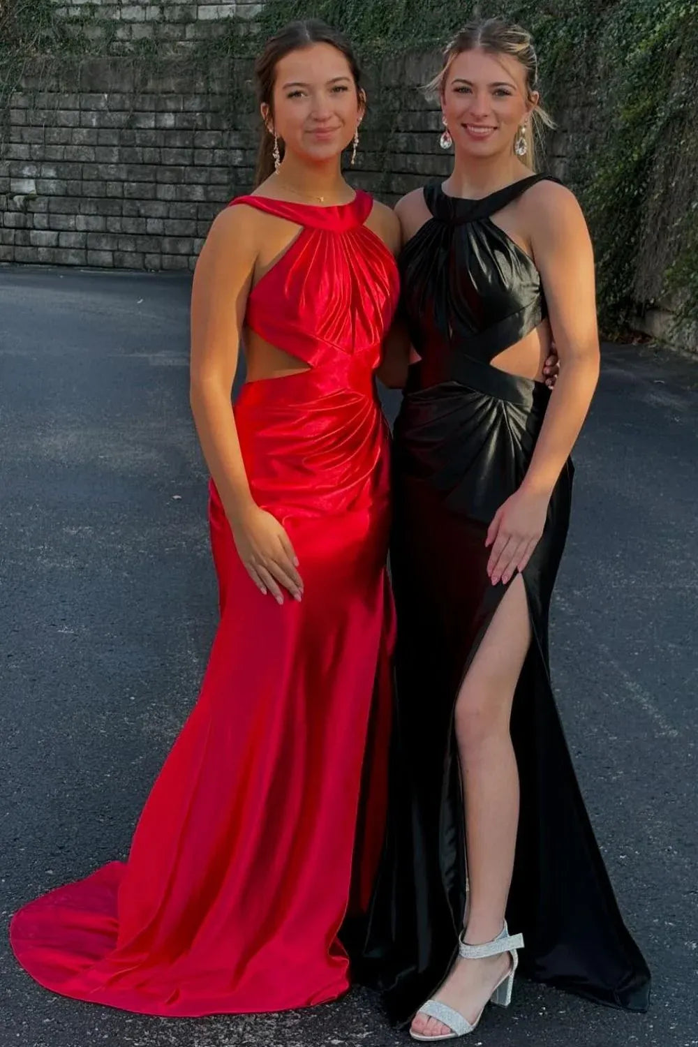 Dramatic Mermaid Halter Sleeveless Cutout Satin Red Floor-Length Evening Dress For Women