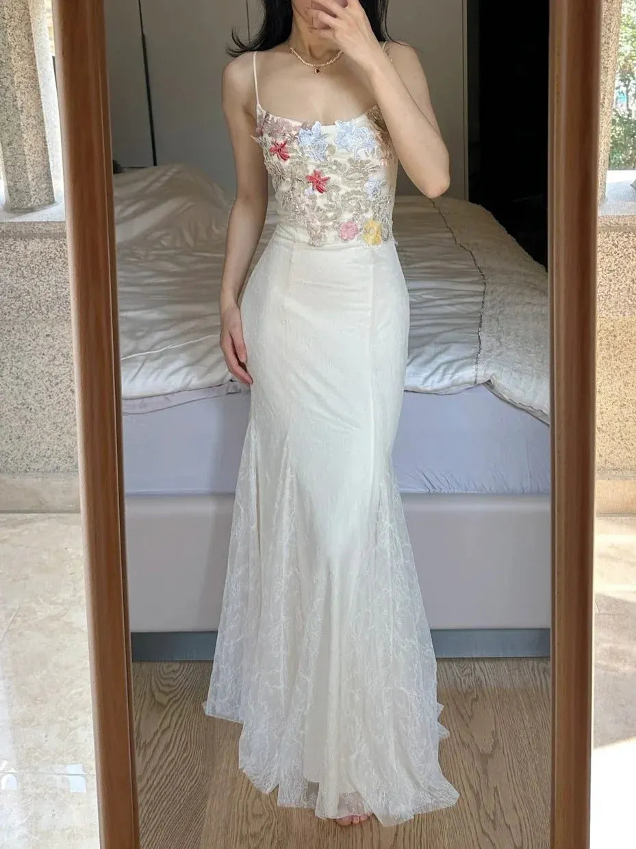 Dreamy Mermaid Spaghetti Strap Floral Applique Lace Lavender Prom Dress